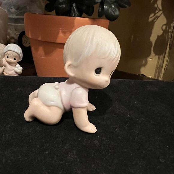 HUGE PRECIOUS MOMENTS PORCELAIN COLLECTION 11 - Picture 5 of 13